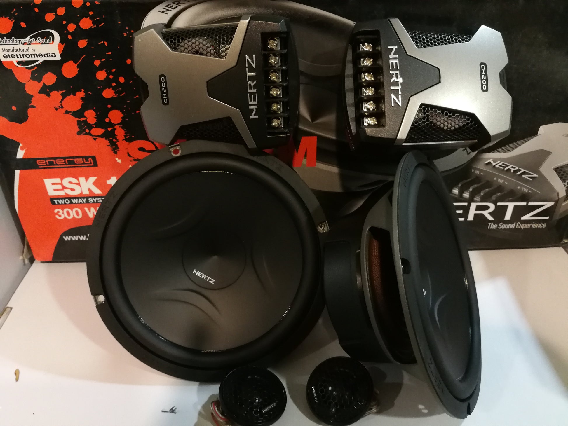 Hertz Esk-165 -
